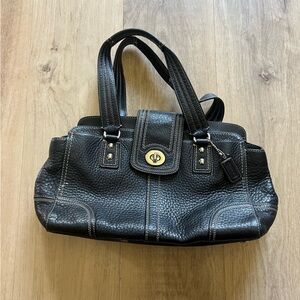 Vintage Coach pebble leather black shoulder bag